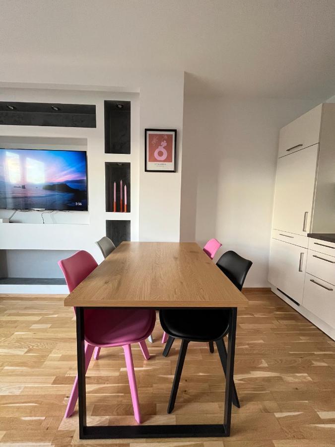 Penthouse Near Station With Free Parking Viena